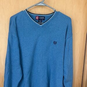 Chaps Men's Classic Blue V-Neck Sweater